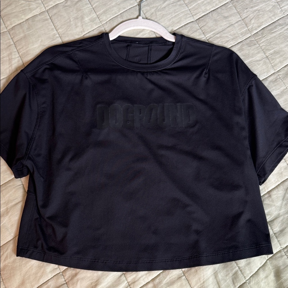 Lululemon Dogpound gym crop top